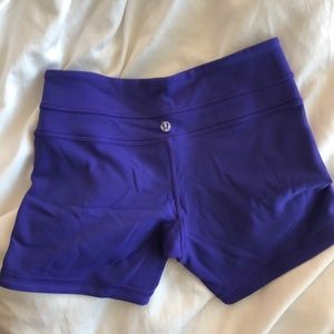 REVERSIBLE Lululemon shorts size 4